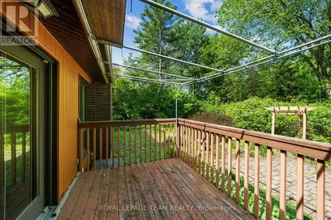 548 Rivershore Crescent Ottawa ON K1J 7Y7