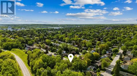 548 Rivershore Crescent Ottawa ON K1J 7Y7