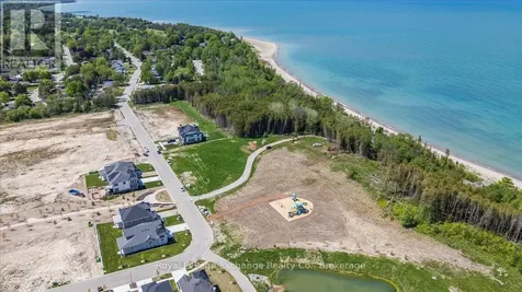 64 Inverness Street North Kincardine ON N2Z 2Z4