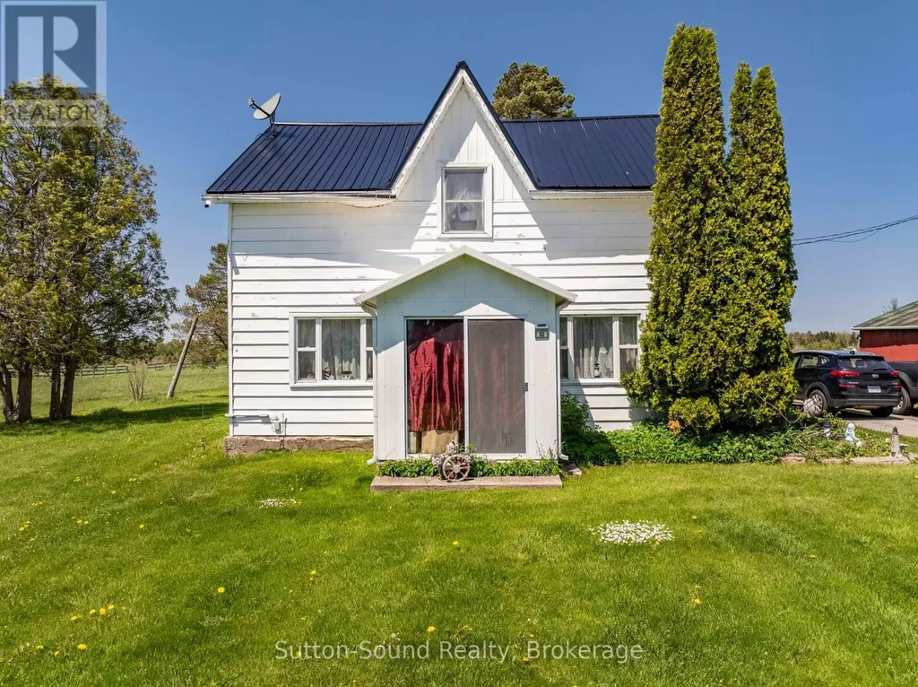 40 Elm Street South Bruce Peninsula ON N0H 2T0