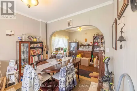 40 Elm Street South Bruce Peninsula ON N0H 2T0