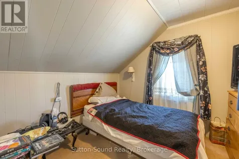 40 Elm Street South Bruce Peninsula ON N0H 2T0