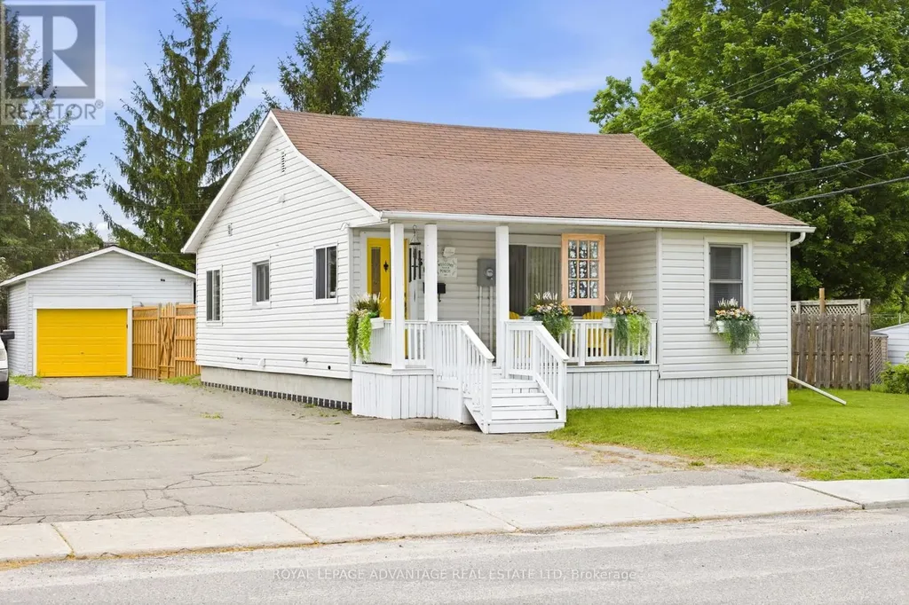 36 Beech Street Smiths Falls ON K7A 3V6