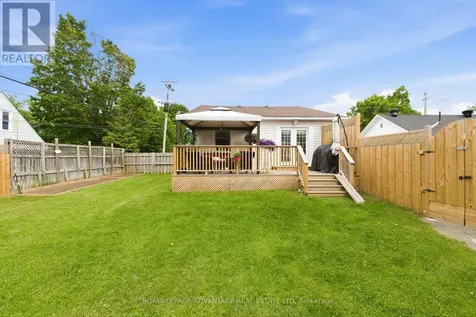36 Beech Street Smiths Falls ON K7A 3V6