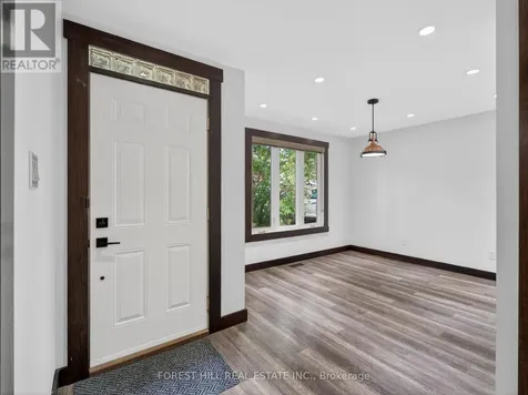 35 Townsend Avenue Bradford West Gwillimbury (bradford) ON L3Z 1X9