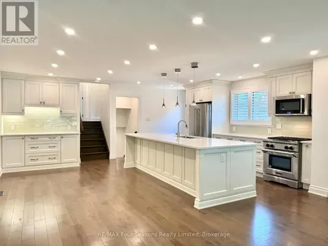 51 Carlyle Place Kitchener ON N2P 1R6