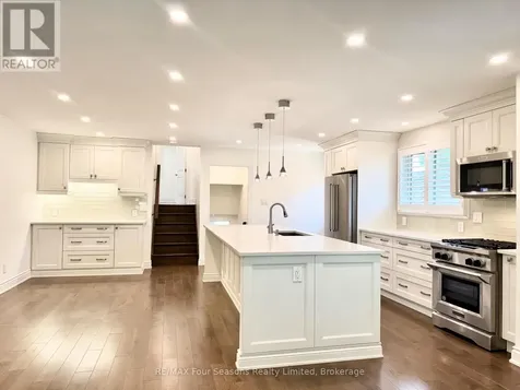 51 Carlyle Place Kitchener ON N2P 1R6