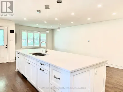 51 Carlyle Place Kitchener ON N2P 1R6