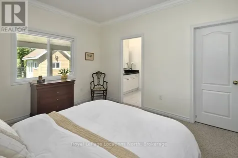 85 Chamberlain Crescent Collingwood ON L9Y 0C8