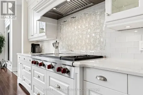 3325 Hollywood Court Pickering ON L1X 0A3