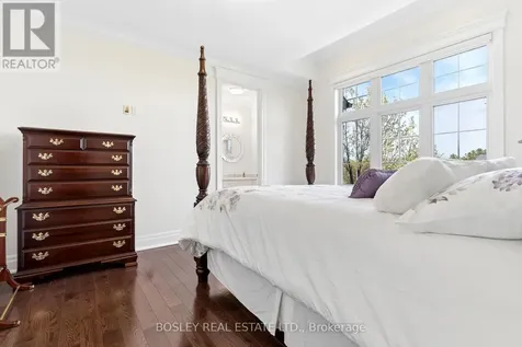 3325 Hollywood Court Pickering ON L1X 0A3