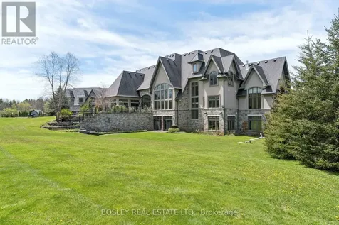 3325 Hollywood Court Pickering ON L1X 0A3