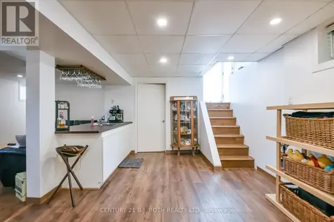 671 Simcoe Road Bradford West Gwillimbury (bradford) ON L3Z 4B4
