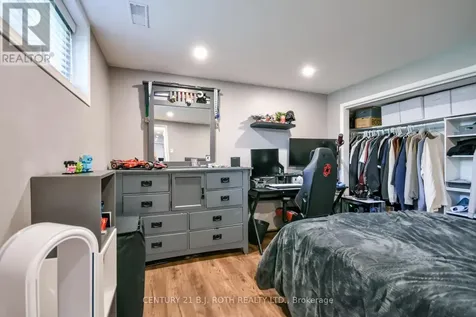 671 Simcoe Road Bradford West Gwillimbury (bradford) ON L3Z 4B4