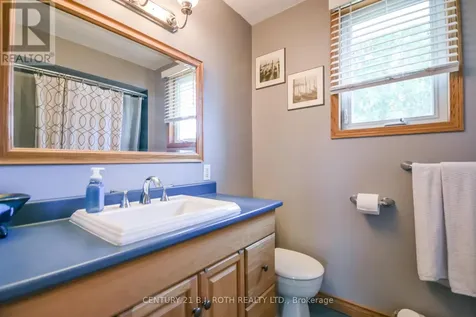 671 Simcoe Road Bradford West Gwillimbury (bradford) ON L3Z 4B4