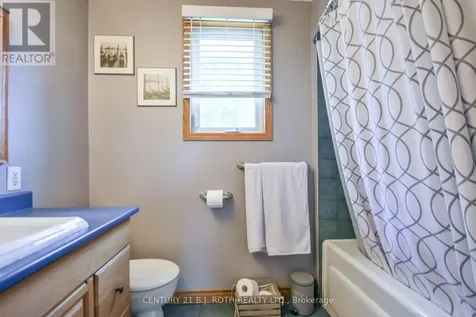 671 Simcoe Road Bradford West Gwillimbury (bradford) ON L3Z 4B4