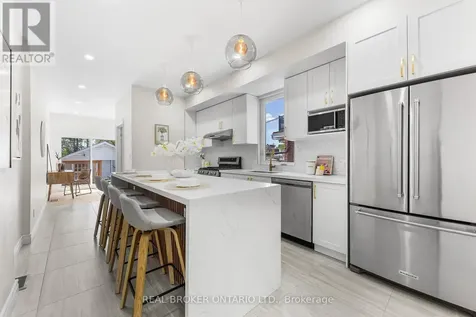 806 Gladstone Avenue Toronto (dovercourt-wallace Emerson-junction) ON M6H 3J6