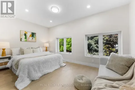 806 Gladstone Avenue Toronto (dovercourt-wallace Emerson-junction) ON M6H 3J6
