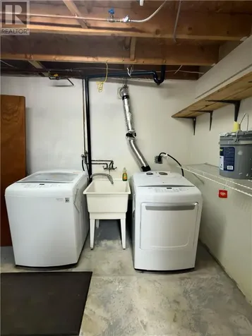 2156 Kenwood Sudbury ON P3B 3X9