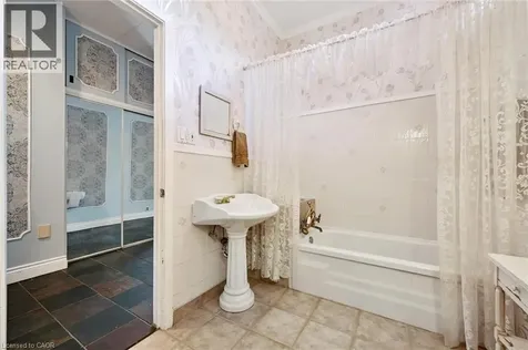 6594 Forestell Road Puslinch ON N1H 6J3