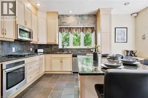 6594 Forestell Road Puslinch ON N1H 6J3
