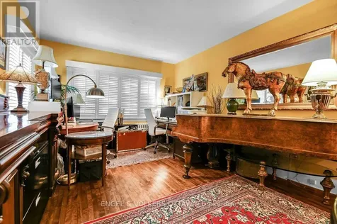 202 Cloverdale Road Ottawa ON K1M 0X2