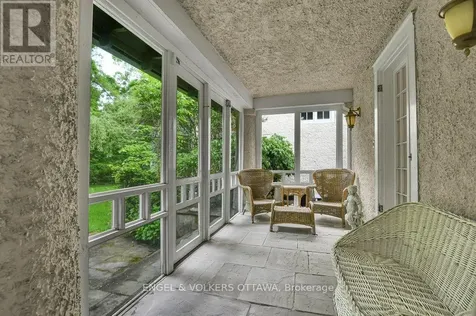 202 Cloverdale Road Ottawa ON K1M 0X2