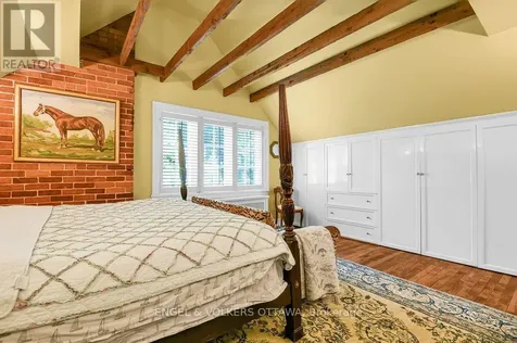 202 Cloverdale Road Ottawa ON K1M 0X2