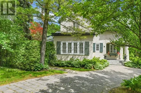 202 Cloverdale Road Ottawa ON K1M 0X2
