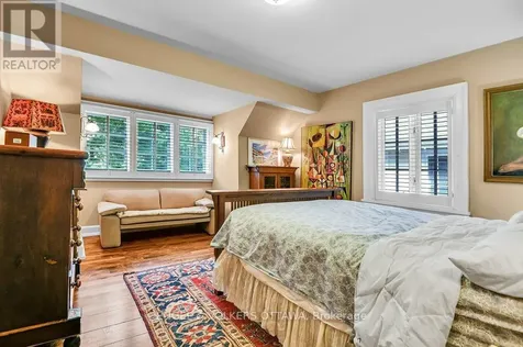 202 Cloverdale Road Ottawa ON K1M 0X2