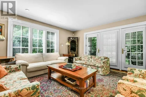 202 Cloverdale Road Ottawa ON K1M 0X2