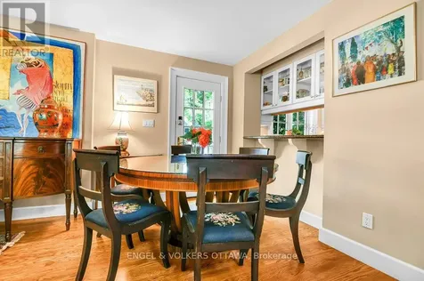 202 Cloverdale Road Ottawa ON K1M 0X2