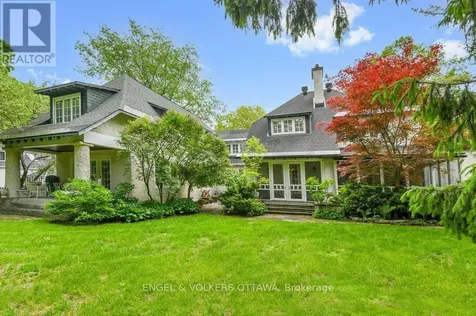 202 Cloverdale Road Ottawa ON K1M 0X2