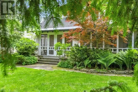202 Cloverdale Road Ottawa ON K1M 0X2