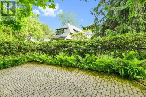 202 Cloverdale Road Ottawa ON K1M 0X2