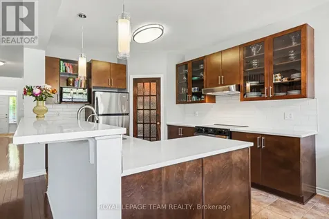 65 Osprey Crescent Ottawa ON K2M 2Z8