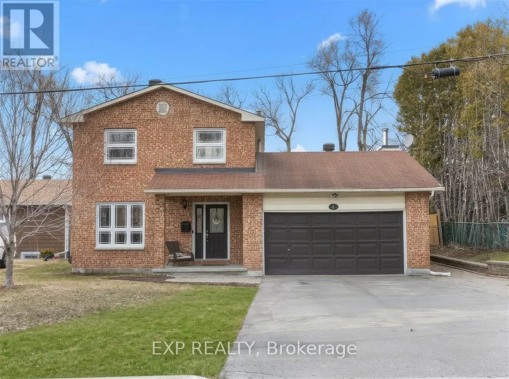 4 Bobcat Way Ottawa ON K2S 1P3