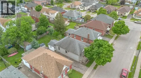 16 Ruth Street Brantford ON N3S 1L6