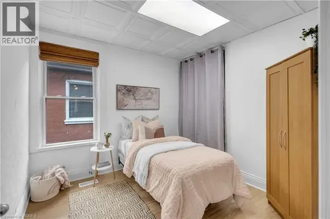 16 Ruth Street Brantford ON N3S 1L6