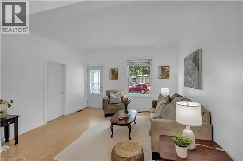 16 Ruth Street Brantford ON N3S 1L6