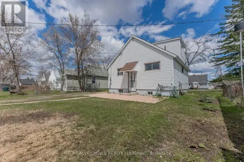 35 Bowman Avenue Kapuskasing ON P5N 1M9