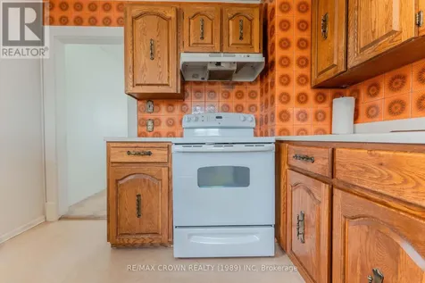 35 Bowman Avenue Kapuskasing ON P5N 1M9