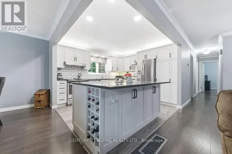 22 Country Lane Petawawa ON K8H 3J7