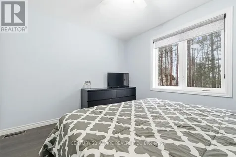 22 Country Lane Petawawa ON K8H 3J7