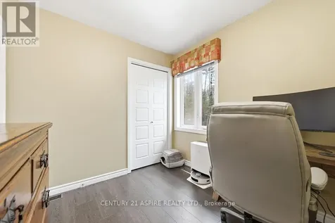22 Country Lane Petawawa ON K8H 3J7