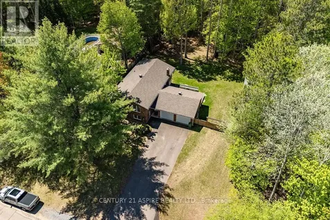 22 Country Lane Petawawa ON K8H 3J7