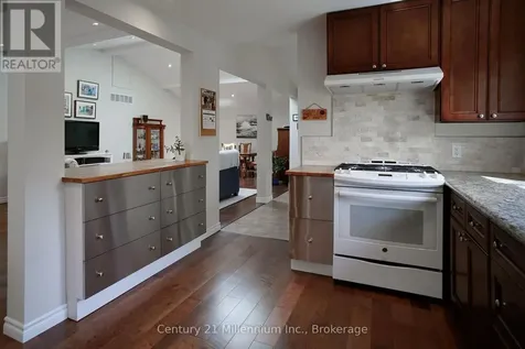 58 Cedarlane Drive Wasaga Beach ON L9Z 2S1