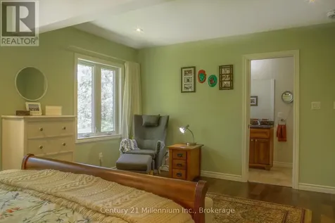 58 Cedarlane Drive Wasaga Beach ON L9Z 2S1
