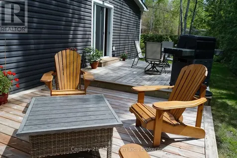 58 Cedarlane Drive Wasaga Beach ON L9Z 2S1