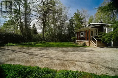 58 Cedarlane Drive Wasaga Beach ON L9Z 2S1